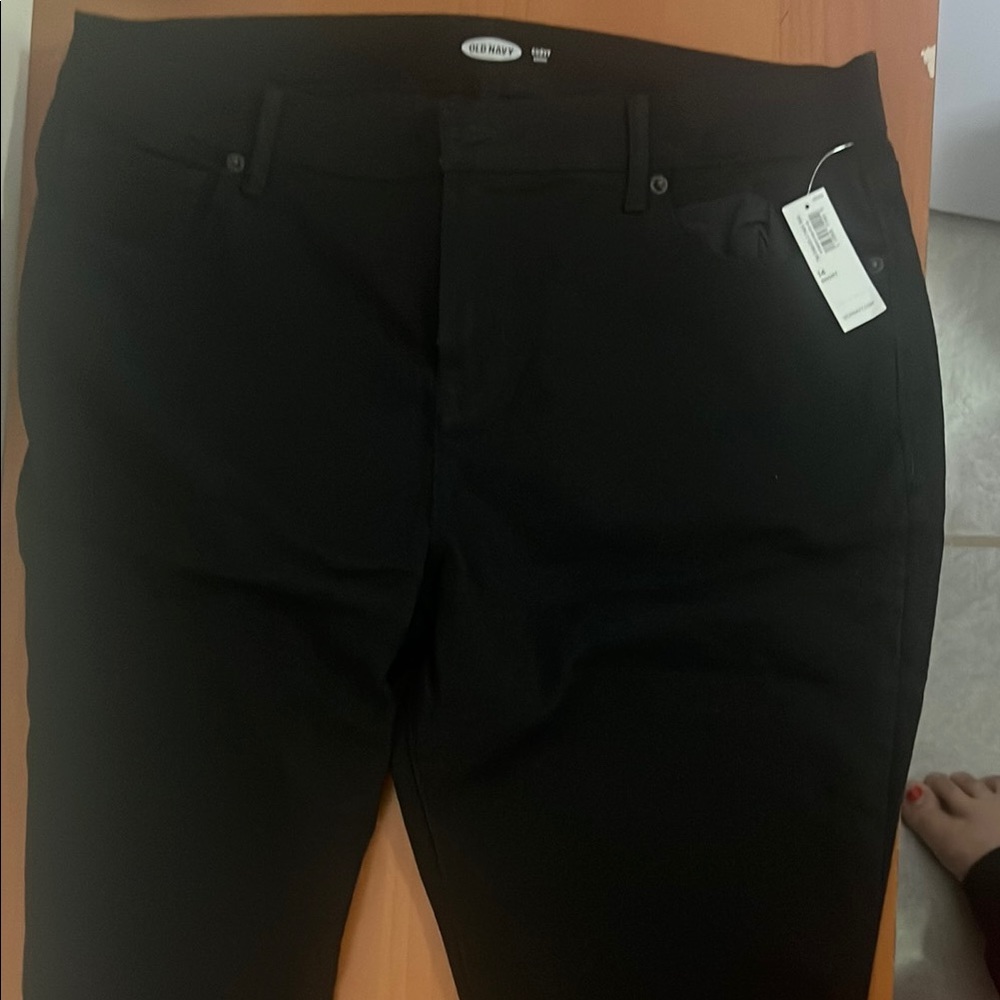 Women’s old navy black curvy skinny jeans